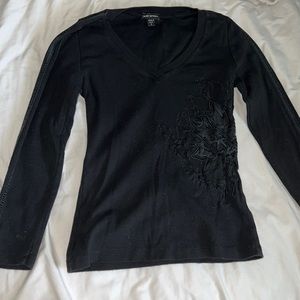 black long sleeve. worn twice. great condition.
